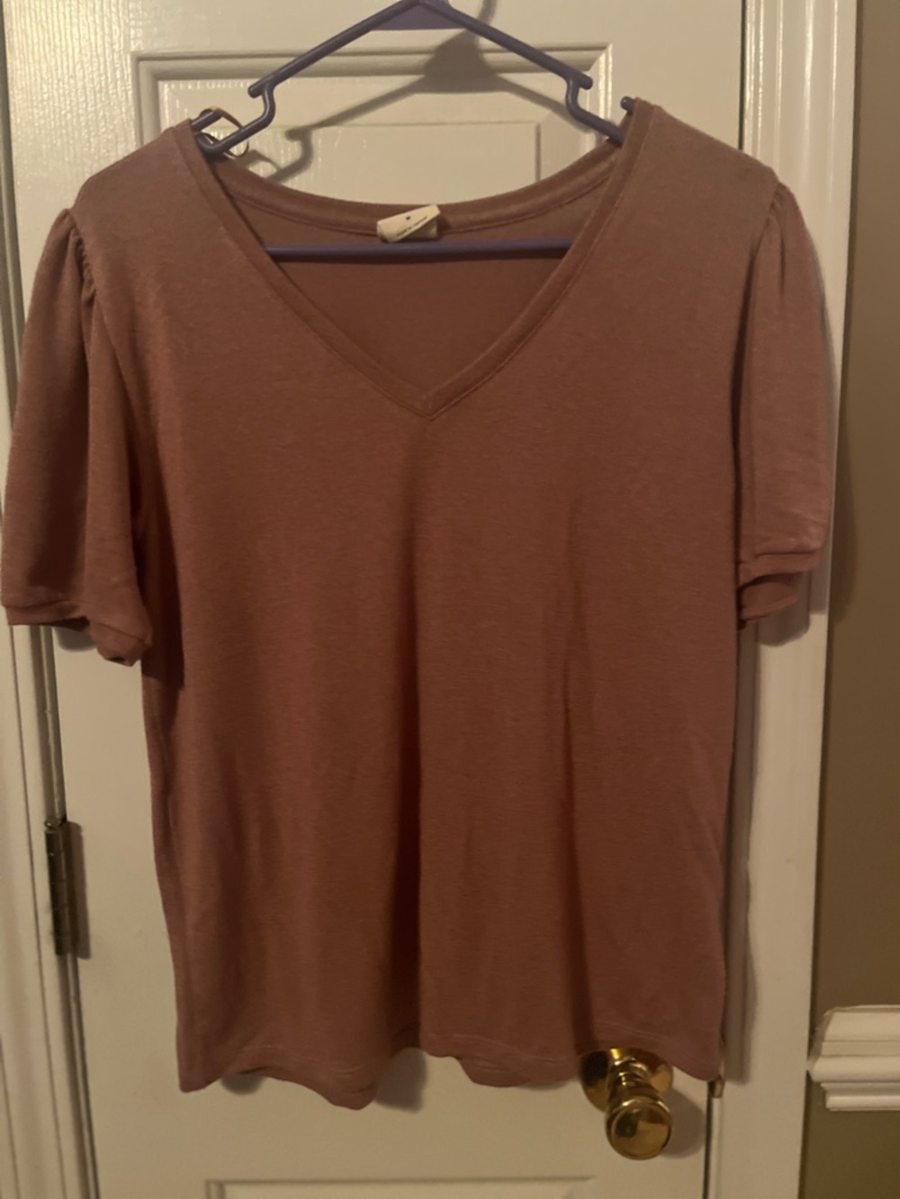 Mod Ref Dusty Rose V-Neck Short Sleeve Top